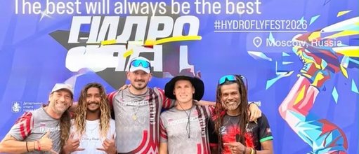 Vairodhi member with other athletes at Hydrofly Fiesta in Moscow